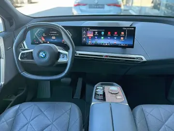BMW iX xDrive50 Sportpak.AHK LASER PANO 22 -Sitzbelü