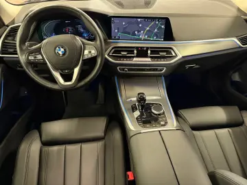 BMW X5 xDrive45e AHK LiveCockpitProf Head-Up Kamera