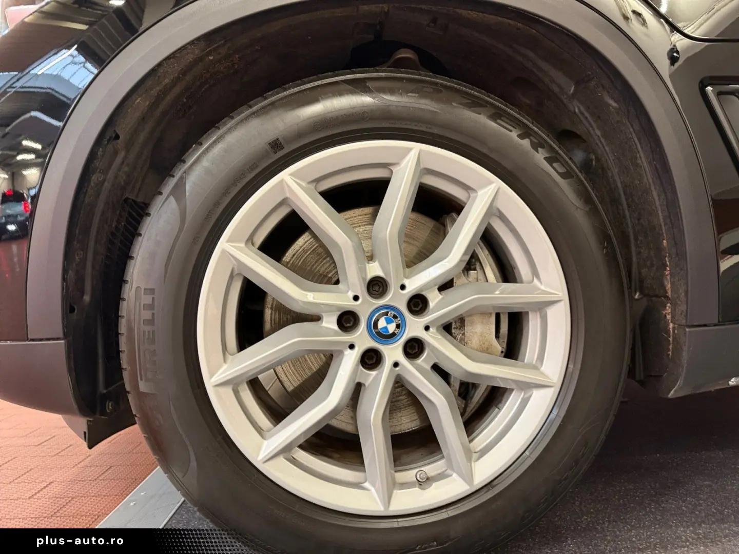 BMW X5 xDrive45e AHK LiveCockpitProf Head-Up Kamera