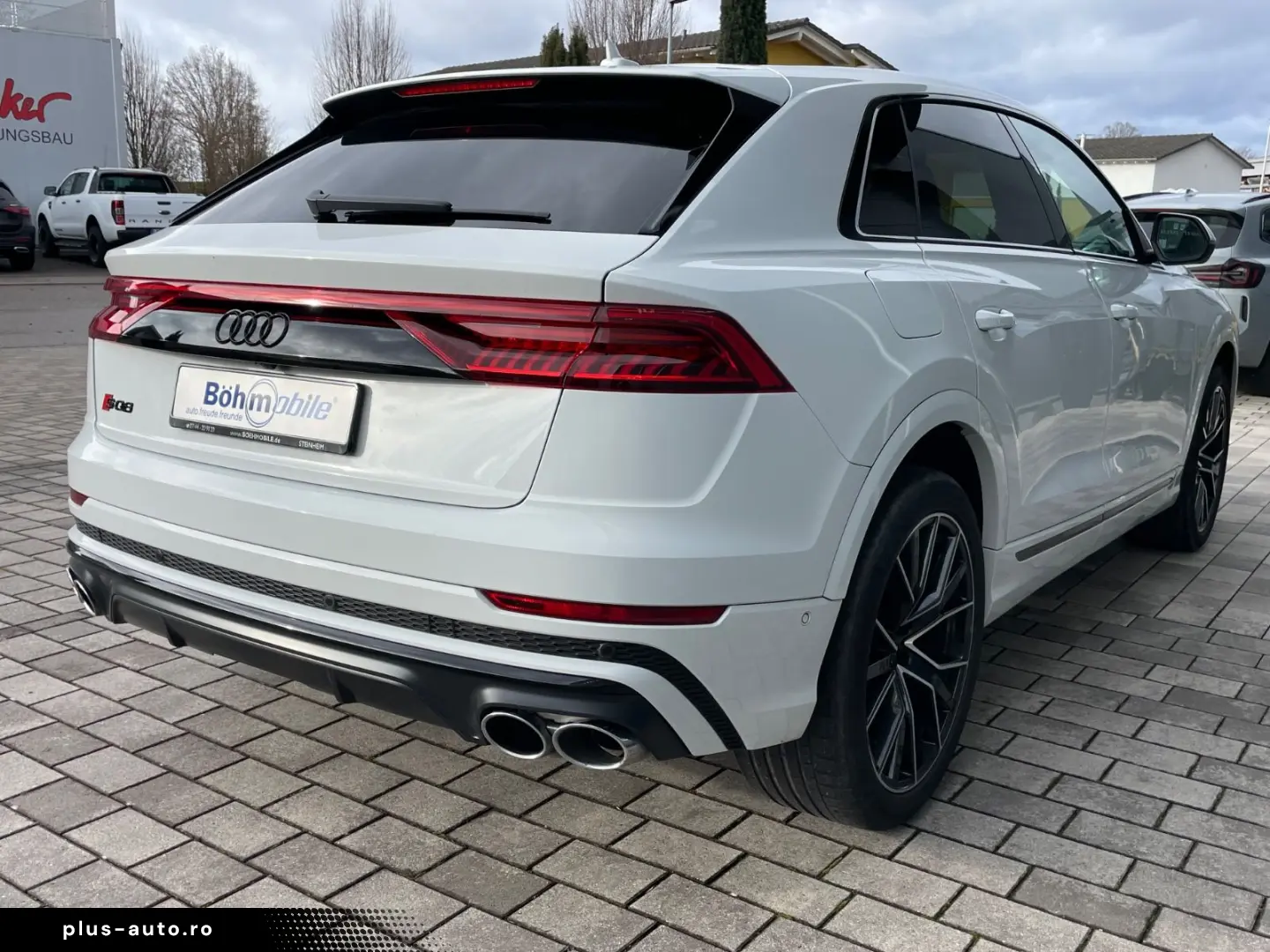 AUDI SQ8 4.0 TFSI Pano AHK STDHZG HUD 22 Zoll MWST