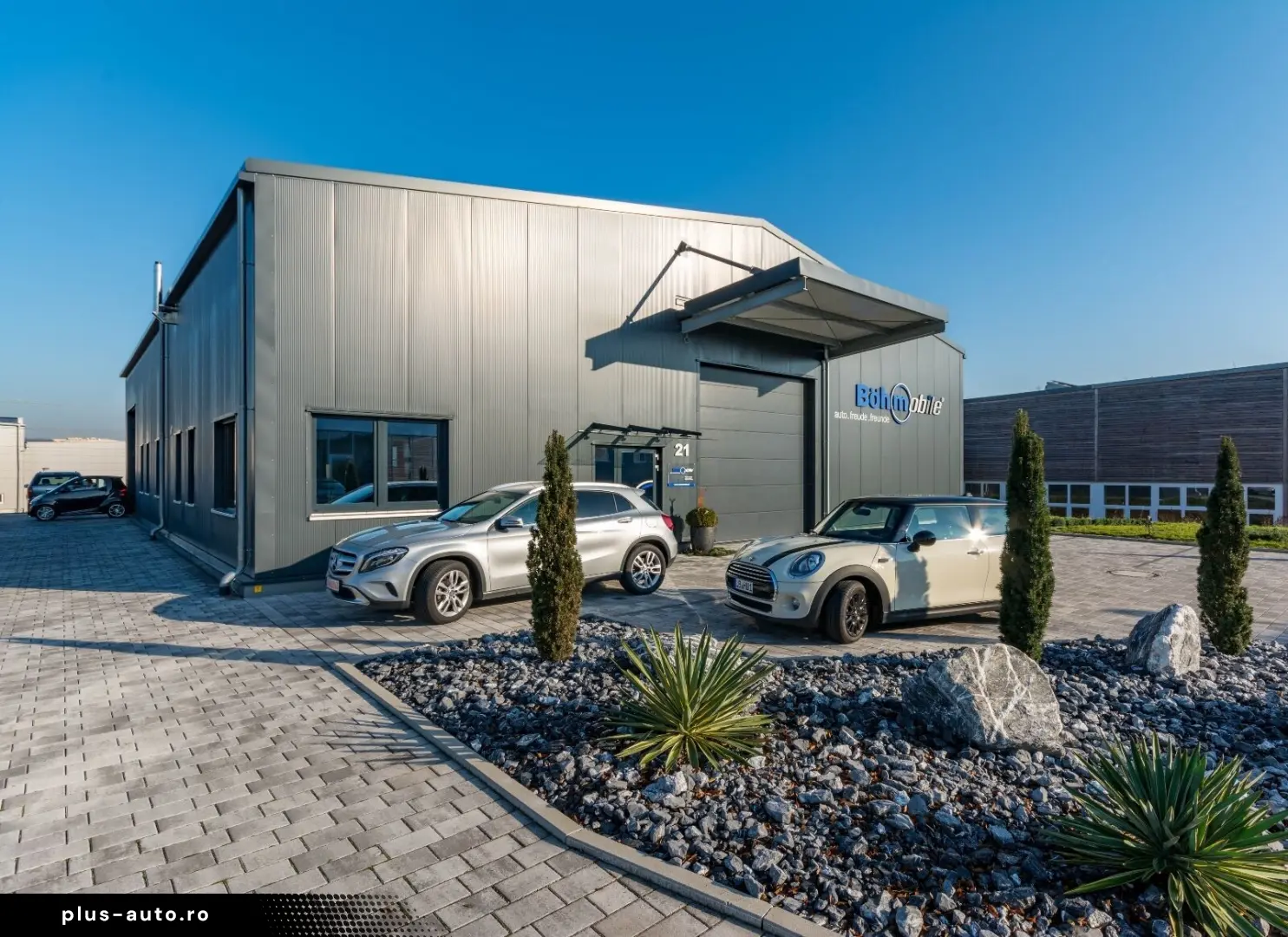 AUDI SQ8 4.0 TFSI Pano AHK STDHZG HUD 22 Zoll MWST