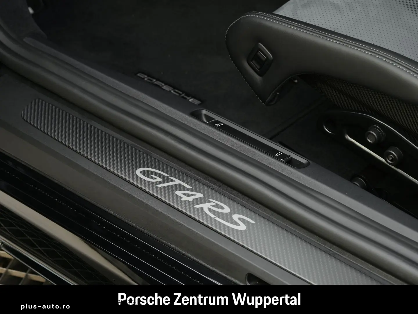 PORSCHE Cayman 718 GT4 RS Clubsportpaket Liftsystem-VA