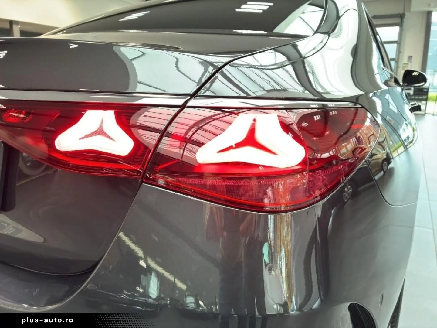 MERCEDES-BENZ E 200 AMG ADV. AIRMATIC HINTERACHSLENKUNG