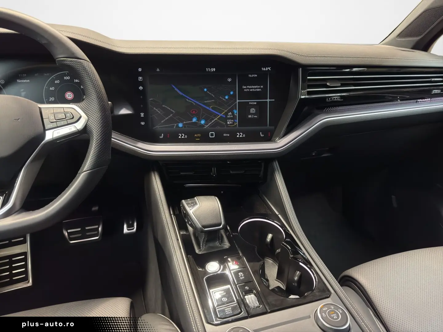 VW Touareg 3.0 TDI 4M R-Line Black Style  AHK Stand