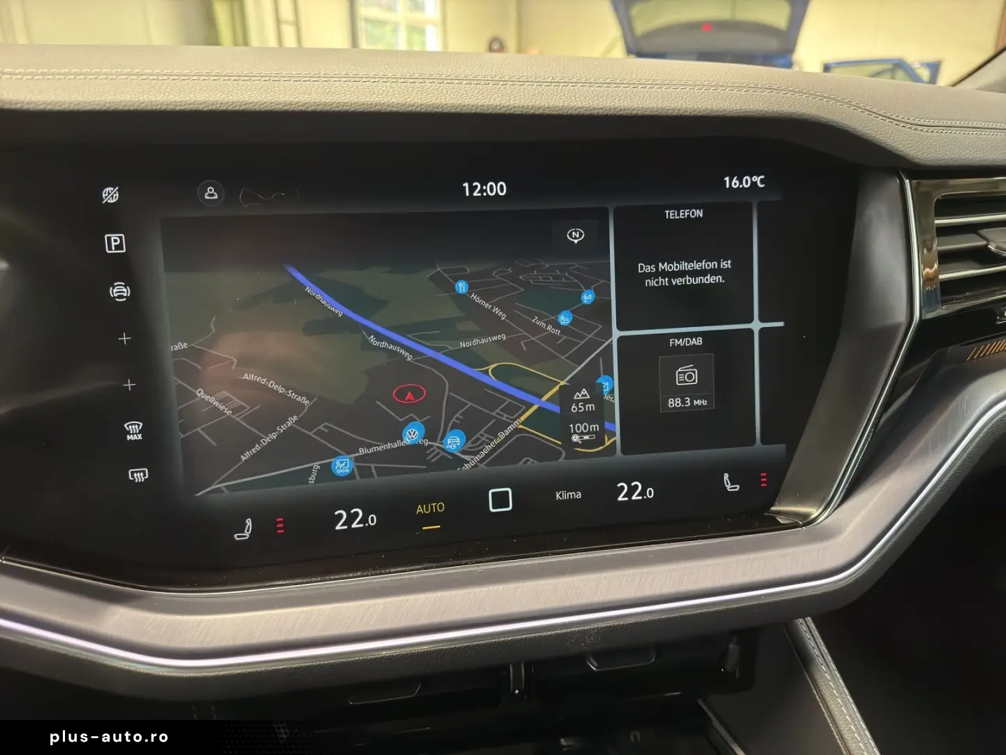 VW Touareg 3.0 TDI 4M R-Line Black Style  AHK Stand