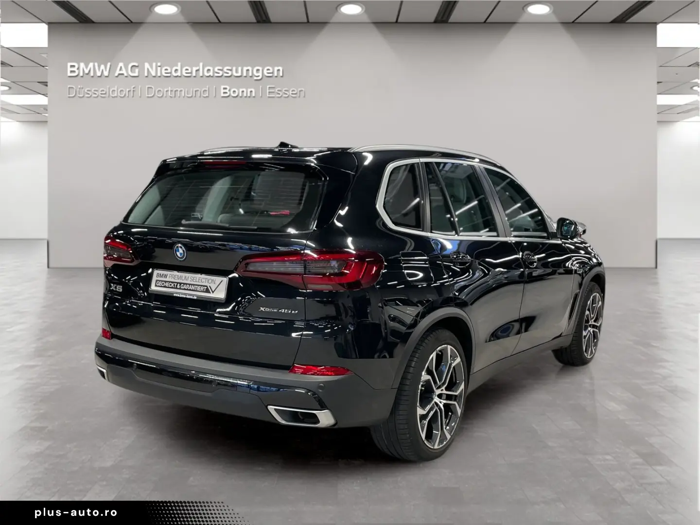 BMW X5 xDrive45e Massage AHK Harman K Head-Up Laser