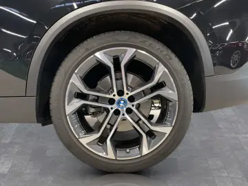 BMW X5 xDrive45e Massage AHK Harman K Head-Up Laser