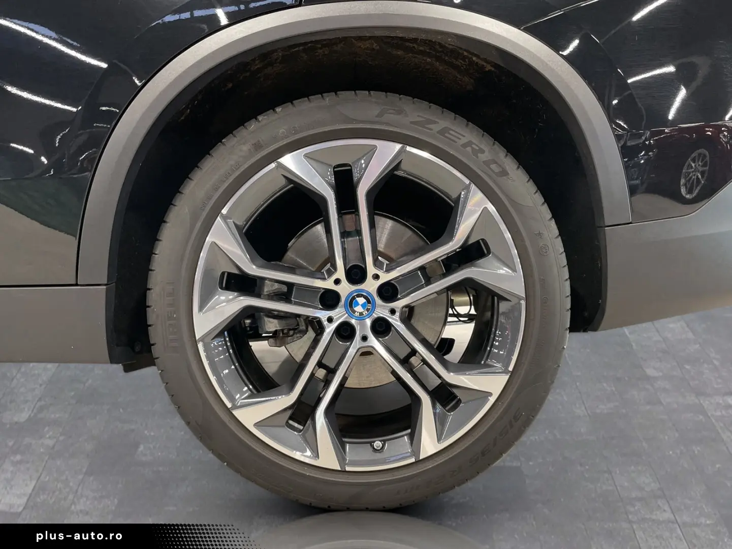 BMW X5 xDrive45e Massage AHK Harman K Head-Up Laser