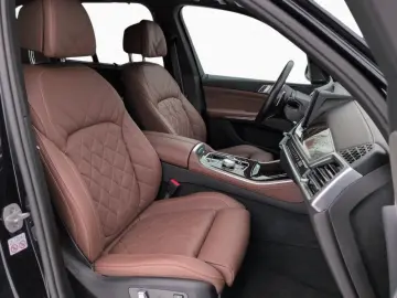 BMW X5 xD50e M SPORT PRO DAProf 360  Pano KomfSi H