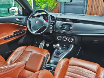 Alfa Romeo Giulietta Facelift - GARANTIE 1AN•RATE•XENON