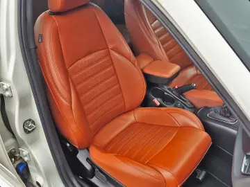 Alfa Romeo Giulietta Facelift - GARANTIE 1AN•RATE•XENON