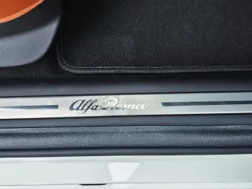 Alfa Romeo Giulietta Facelift - GARANTIE 1AN•RATE•XENON