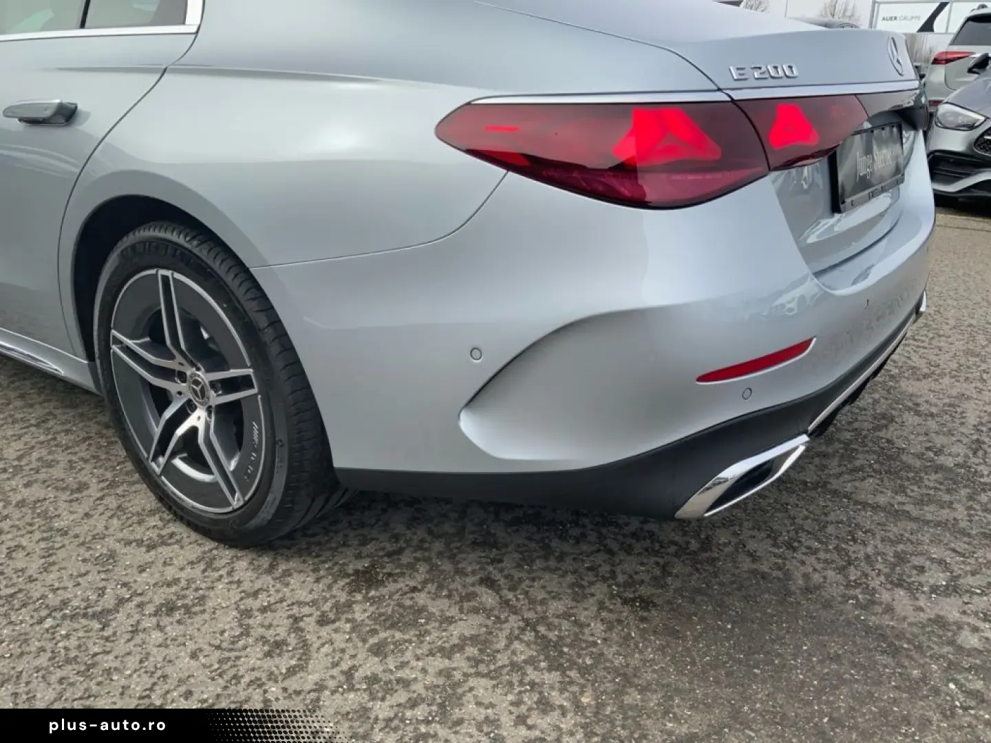 MERCEDES-BENZ E 200 4M AMG AMBIENTE DISTRO DISTRONIC