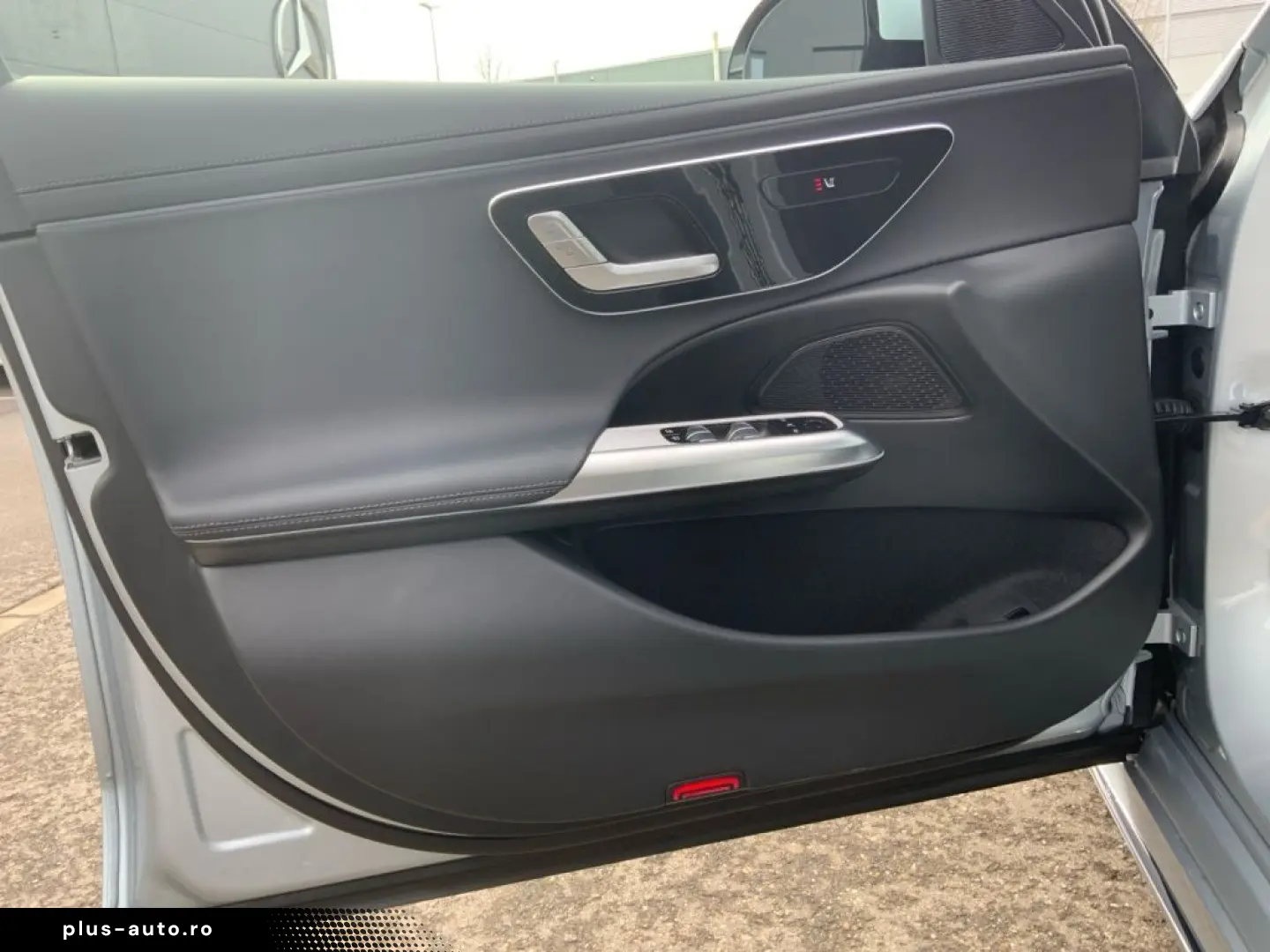 MERCEDES-BENZ E 200 4M AMG AMBIENTE DISTRO DISTRONIC