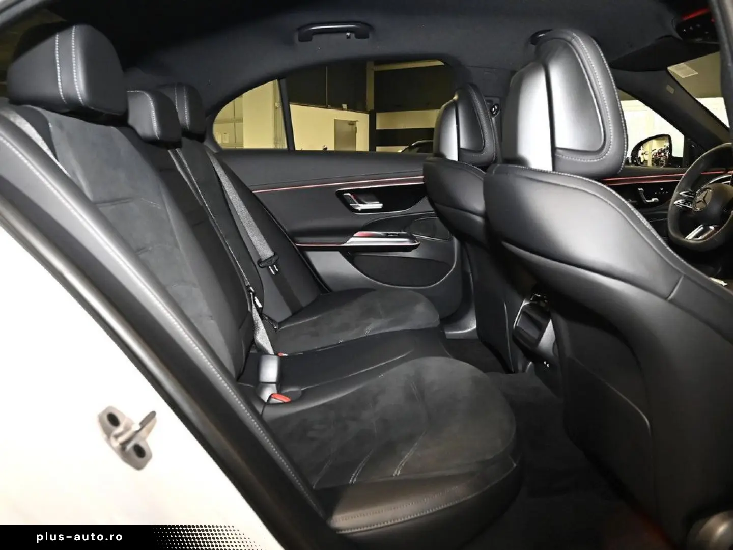 MERCEDES-BENZ E 300 de AMG Sport Advanced  Standhz. Distr.