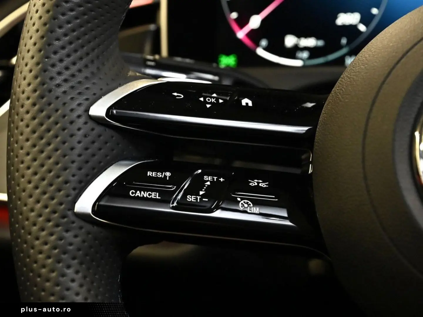 MERCEDES-BENZ E 300 de AMG Sport Advanced  Standhz. Distr.