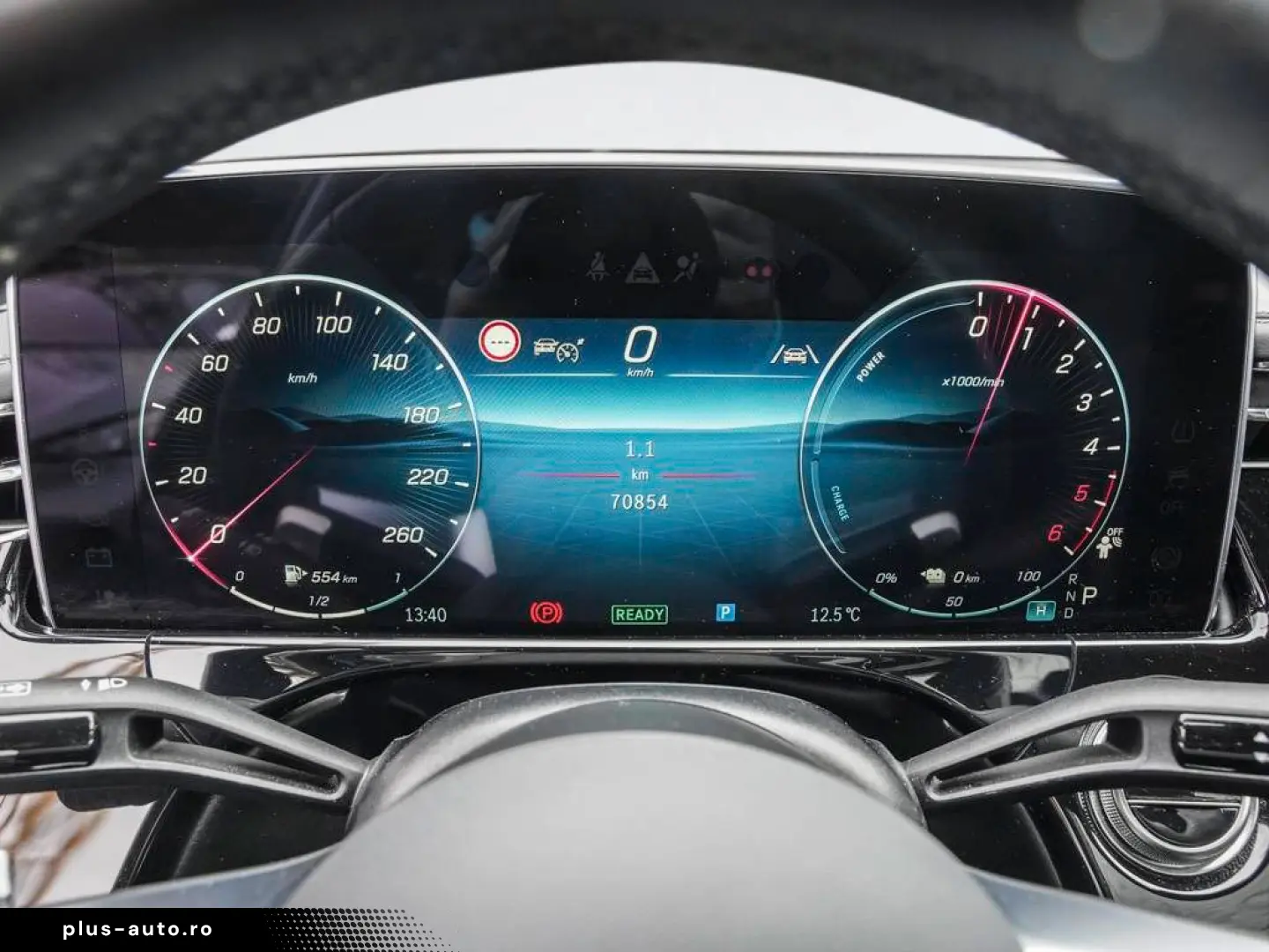 MERCEDES-BENZ E 300 de 4M AMG-LINE PANO HUD DISTRONIC BURM