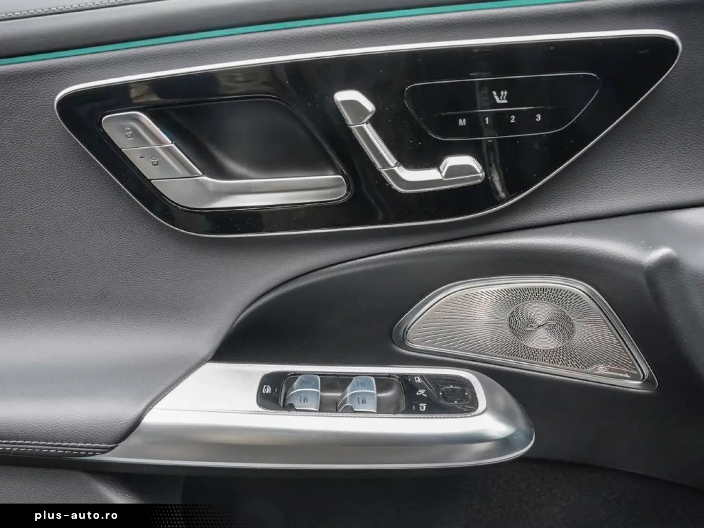 MERCEDES-BENZ E 300 de 4M AMG-LINE PANO HUD DISTRONIC BURM