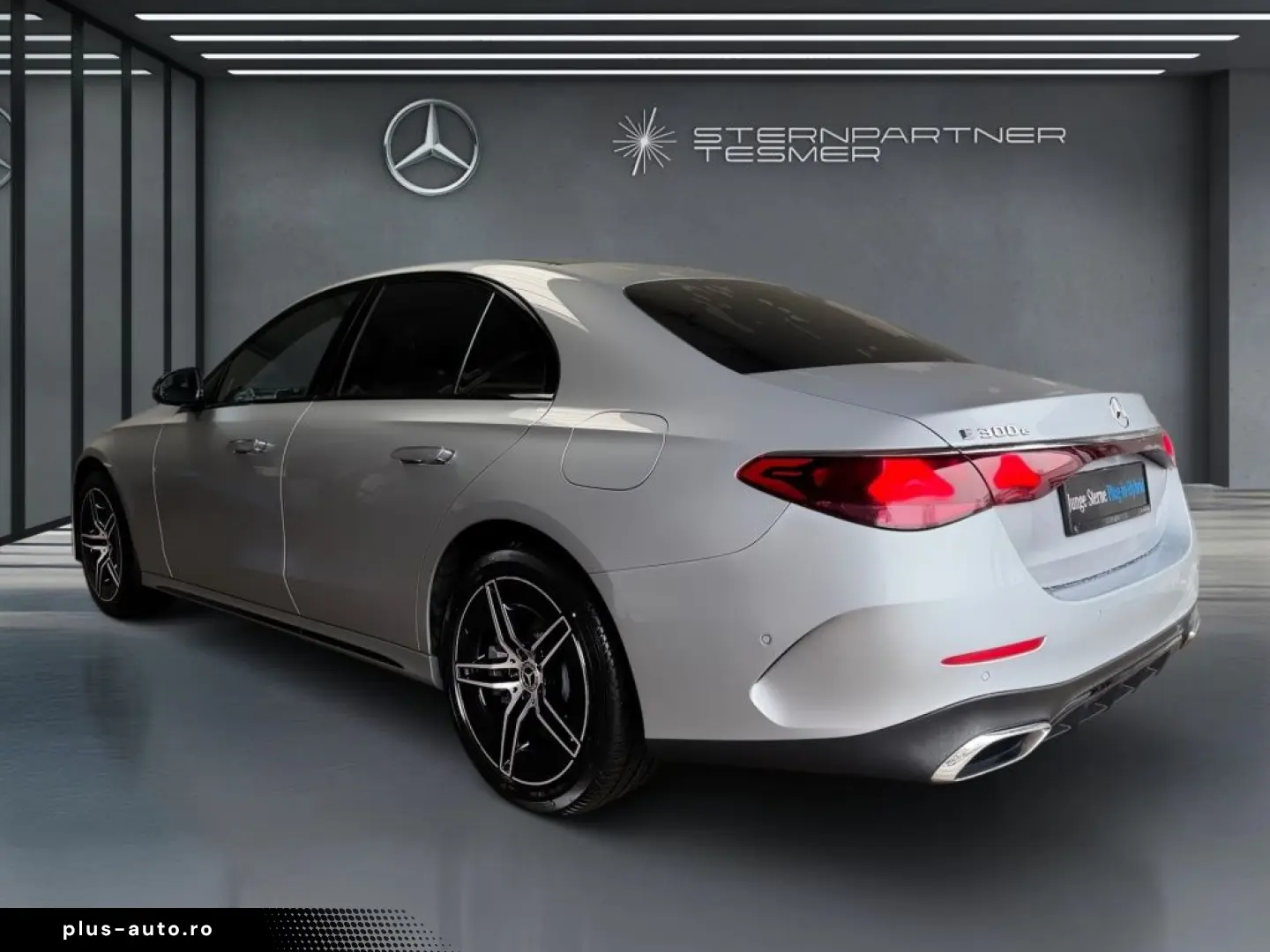 MERCEDES-BENZ E 300 e 4M AMG PANO AHK NIGHT SUPERSCREEN