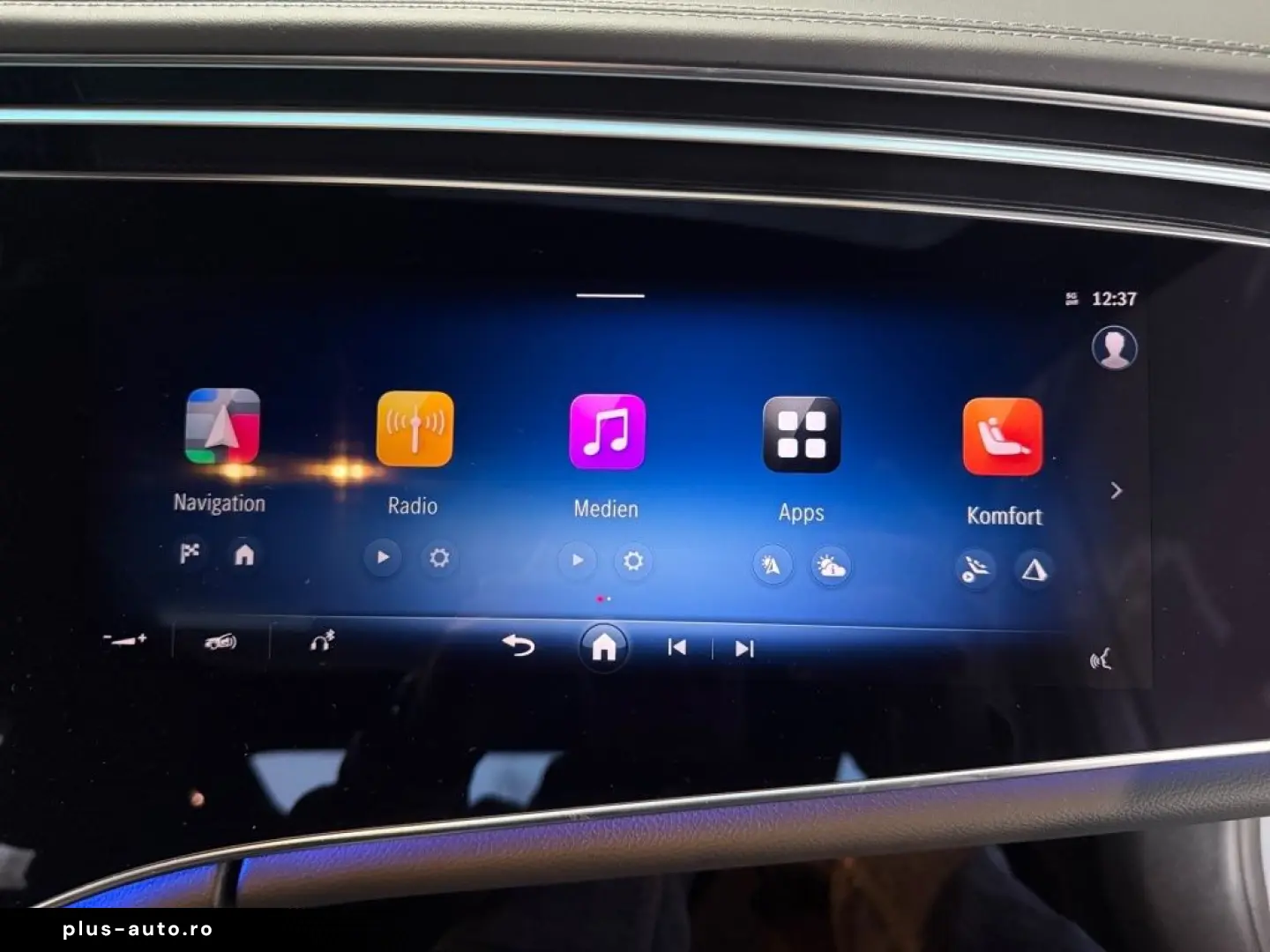 MERCEDES-BENZ E 300 e 4M AMG PANO AHK NIGHT SUPERSCREEN