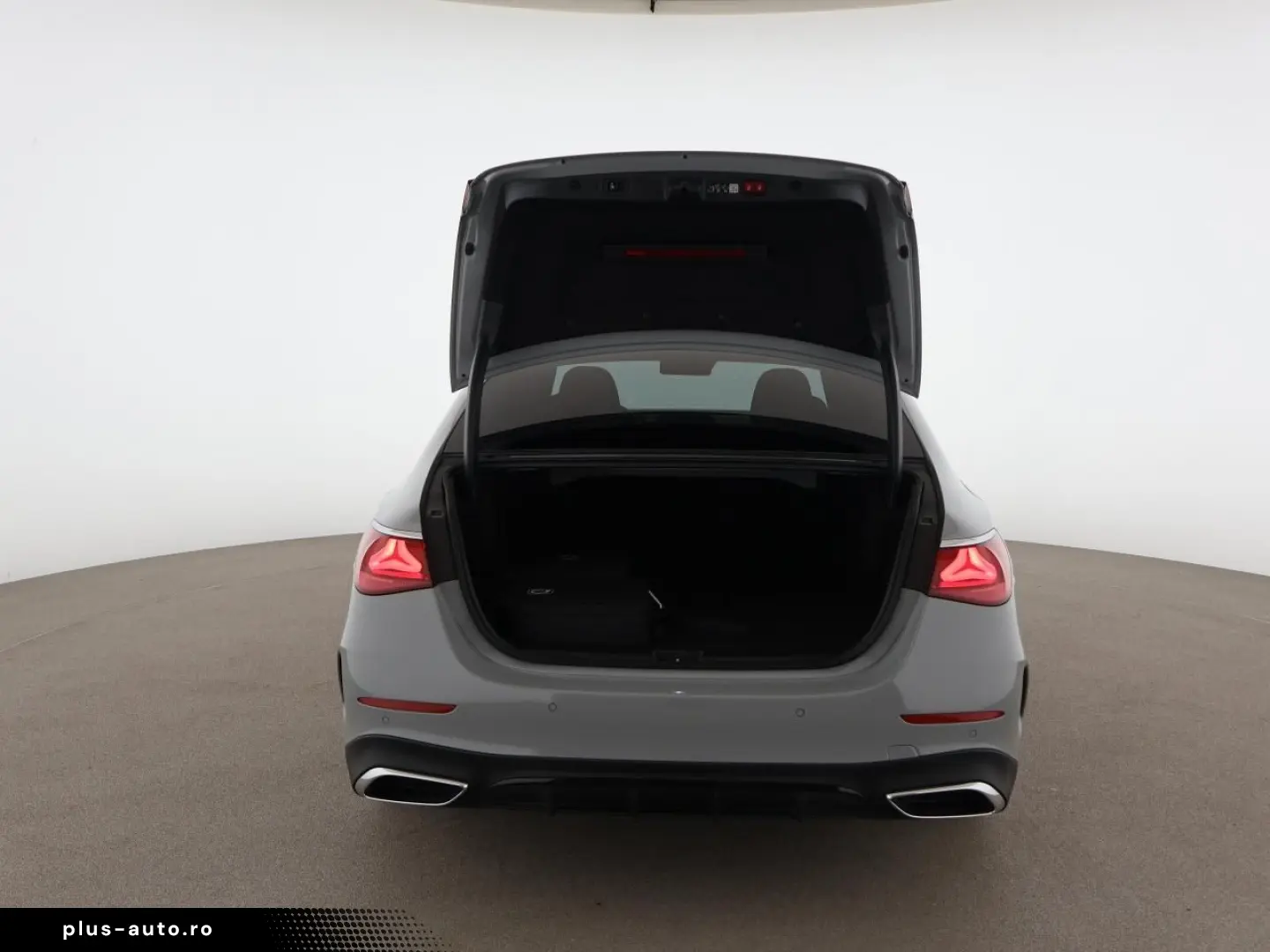 MERCEDES-BENZ E 400 e 4M AMG Massage Pano  HUD Superscreen