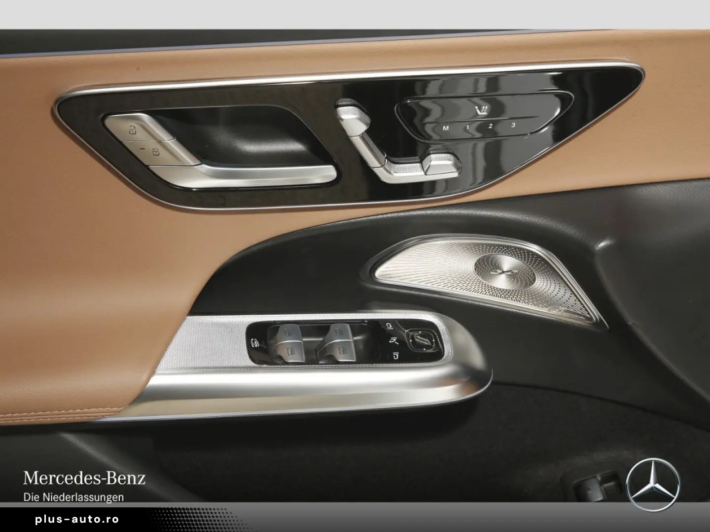 MERCEDES-BENZ E400e4M AMG PANO NIGHT SUPERSCREEN Burmester