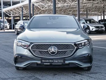 MERCEDES-BENZ E 400 e 4M AMG Superscreen Pano Distronic 360