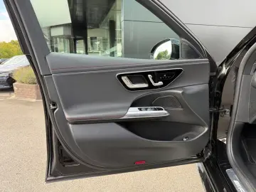 MERCEDES-BENZ E 53 AMG 4M  Hybrid Digital Light 21