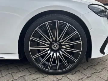 MERCEDES-BENZ E 450 d 4MAMGPanorama Superscreen 21