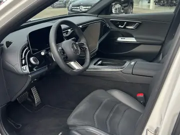 MERCEDES-BENZ E 450 d 4MAMGPanorama Superscreen 21