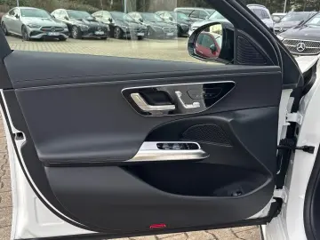 MERCEDES-BENZ E 450 d 4MAMGPanorama Superscreen 21