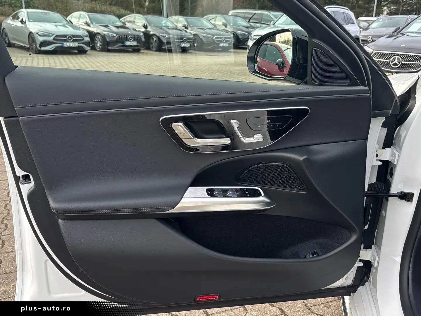 MERCEDES-BENZ E 450 d 4MAMGPanorama Superscreen 21