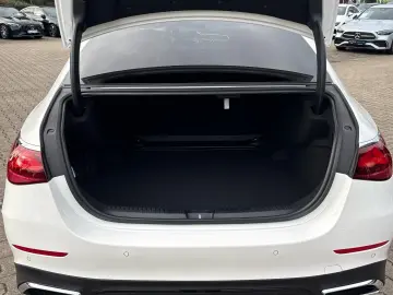 MERCEDES-BENZ E 450 d 4MAMGPanorama Superscreen 21