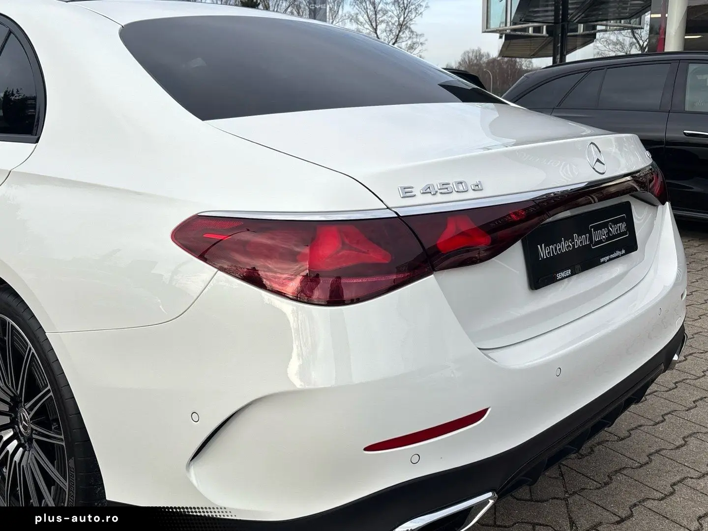 MERCEDES-BENZ E 450 d 4MAMGPanorama Superscreen 21