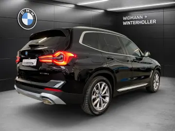 BMW X3 xDrive30e LC Plus LED DA Sportsitze PA RFK