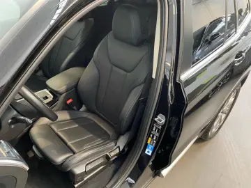 BMW X3 xDrive30e LC Plus LED DA Sportsitze PA RFK