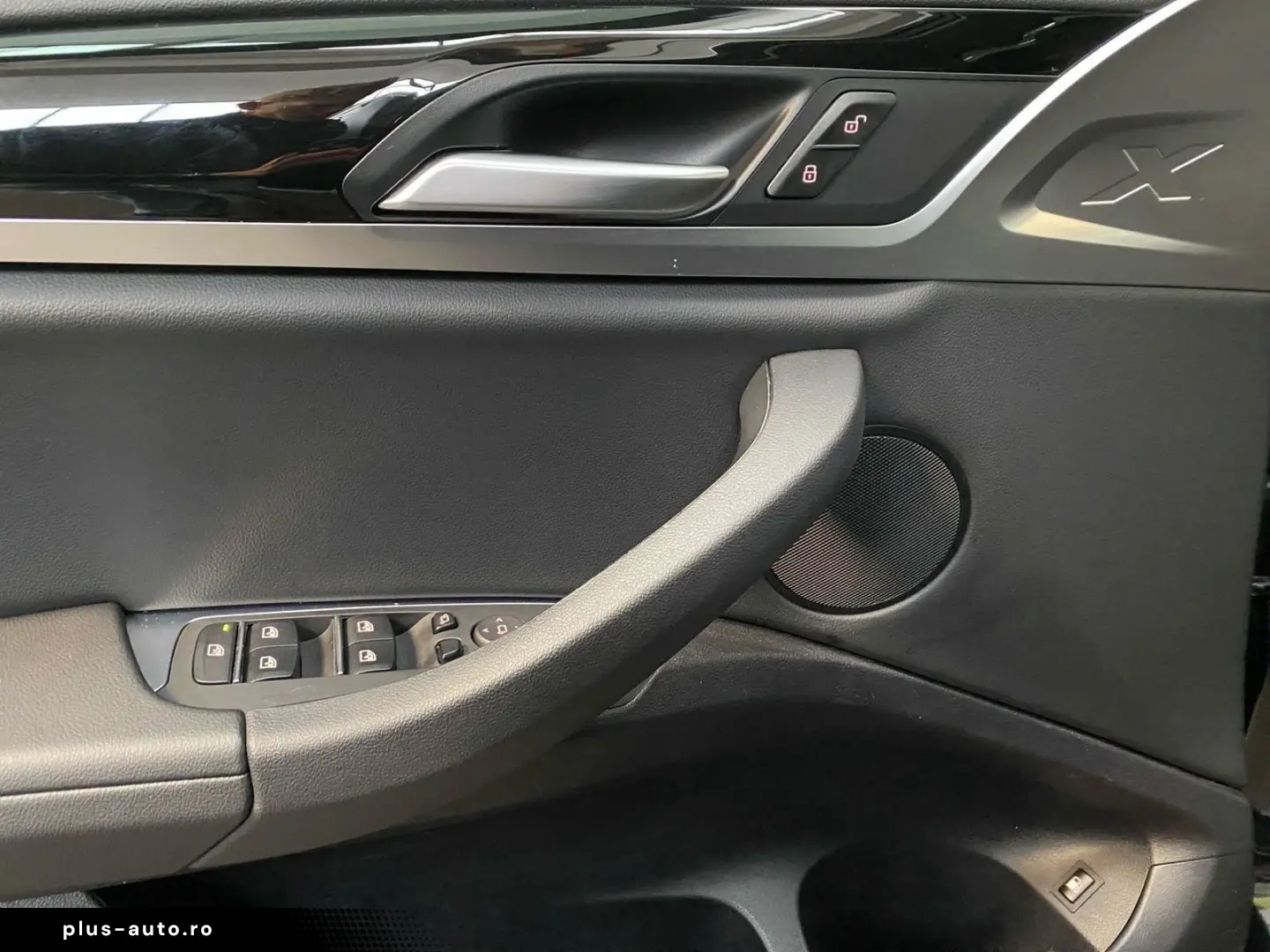 BMW X3 xDrive30e LC Plus LED DA Sportsitze PA RFK