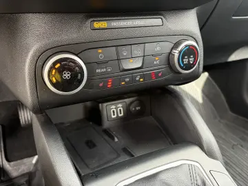 FORD FOCUS 1.0 ECOBOOST 125 CP