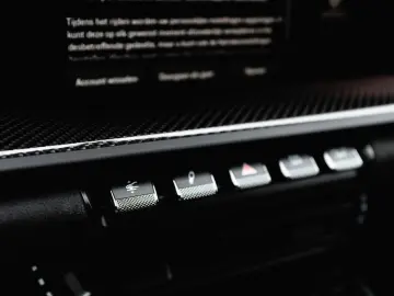 PORSCHE 992 GT3   Clubsport   Carbon   Lift   PCCB