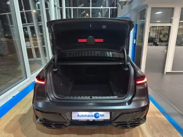 BMW M760e xDrive Vollausstattung 181.420 -€ Neupreis