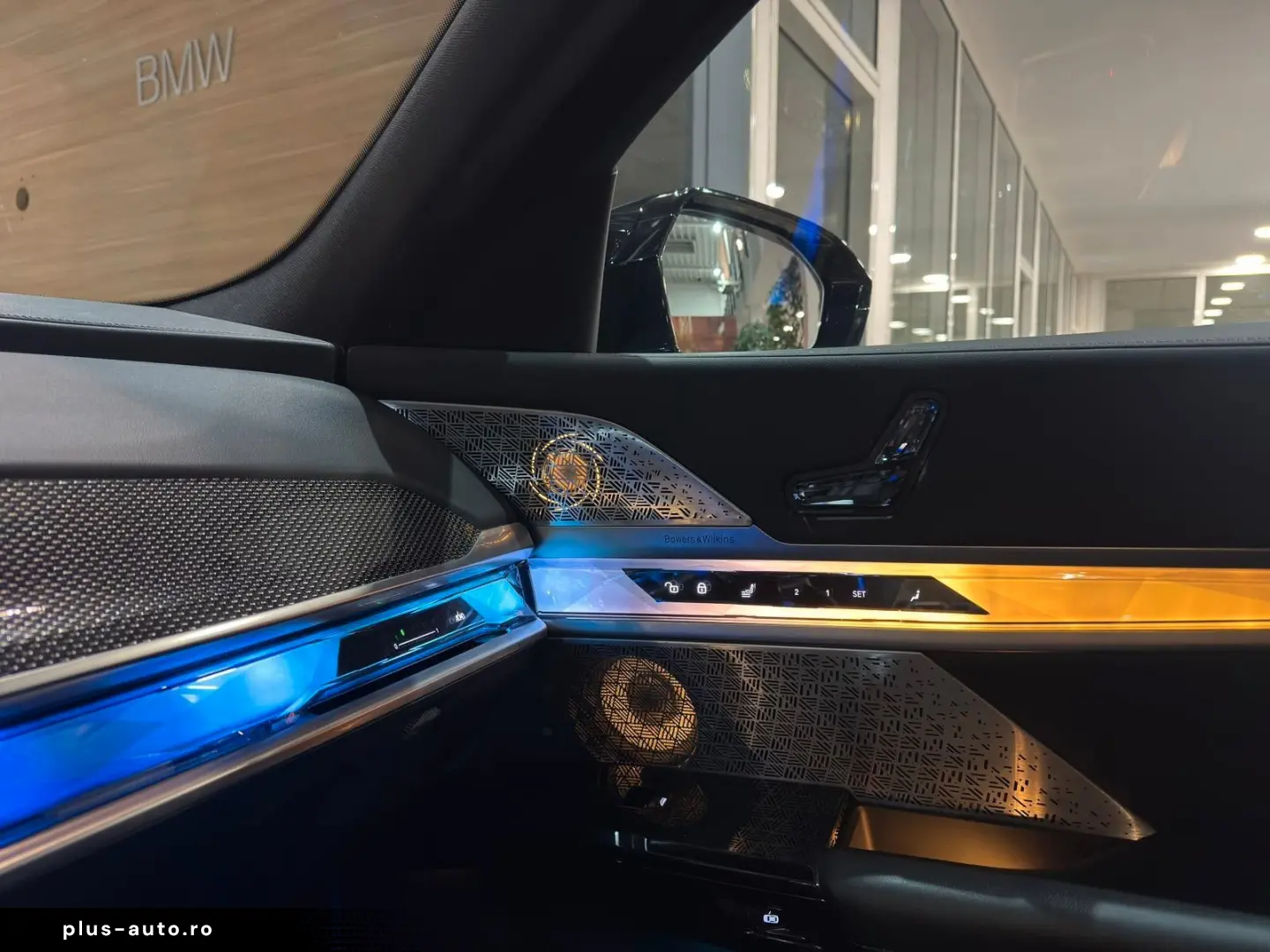 BMW M760e xDrive Vollausstattung 181.420 -€ Neupreis