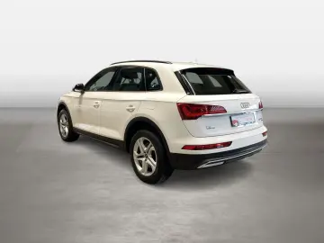 AUDI Q5 50 TFSI e quattro S tronic AHK AUT S Line