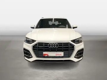 AUDI Q5 50 TFSI e quattro S tronic AHK AUT S Line
