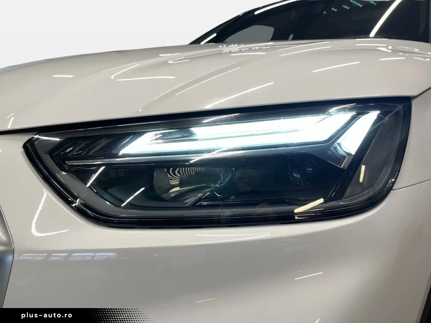 AUDI Q5 50 TFSI e quattro S tronic AHK AUT S Line