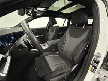 BMW 330e xDrive Touring M Sportpaket Pano Harman