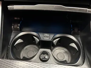 BMW 330e xDrive Touring M Sportpaket Pano Harman