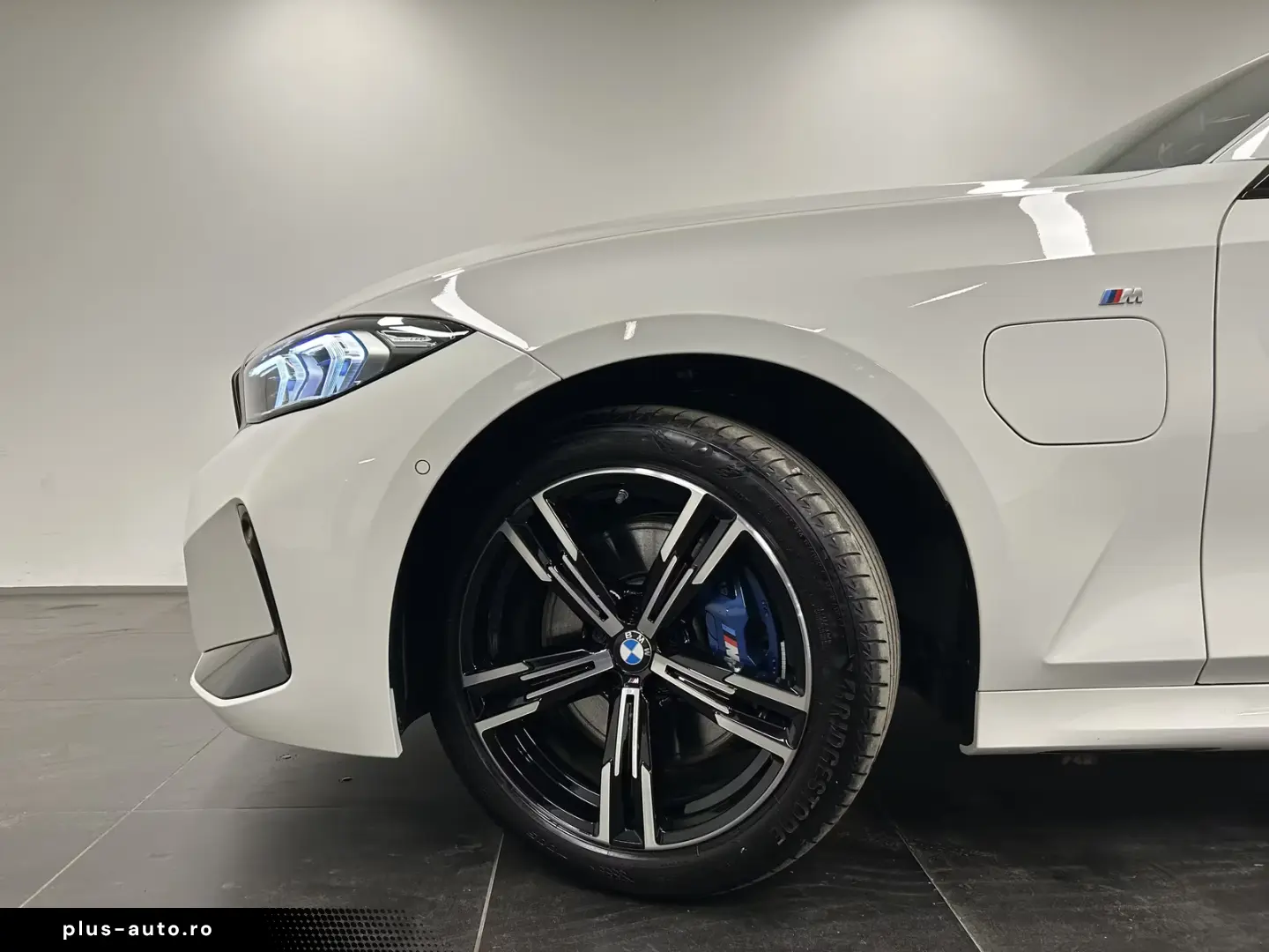 BMW 330e xDrive Touring M Sportpaket Pano Harman