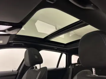 BMW 330e xDrive Touring M Sportpaket Pano Harman