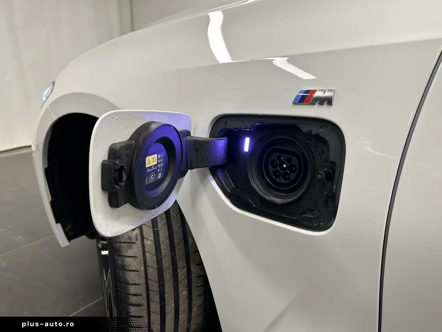 BMW 330e xDrive Touring M Sportpaket Pano Harman