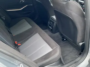 BMW 330 i Touring xDrive M Sport ACC HiFi